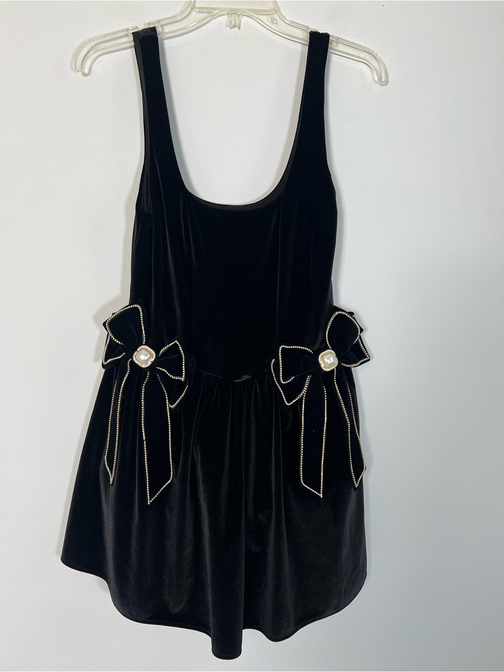 Show Me Your Mumu Ricci Velvet Skort Dress Black Medium
